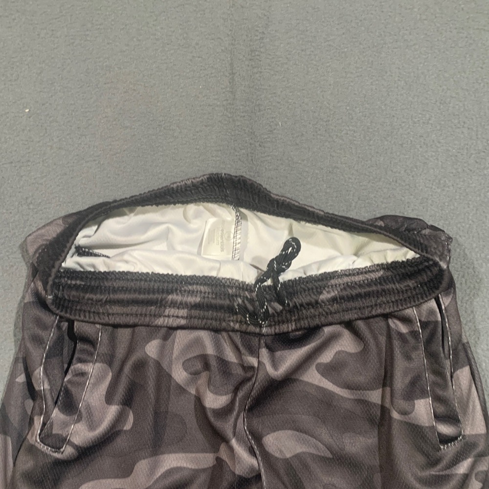 Real Essentials Joggers Boys Medium 3 Pack Black Navy Gray Camo Athletic Pants - Picture 7 of 8